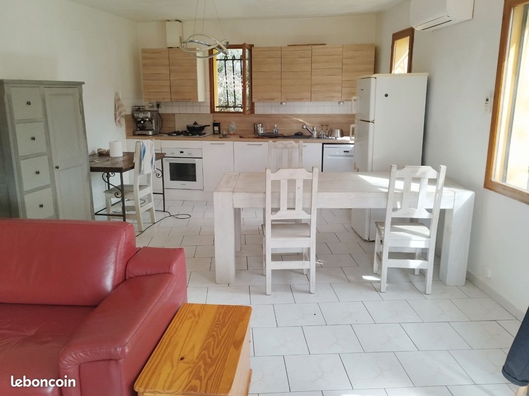 Maison à louer, 80m², Venasque