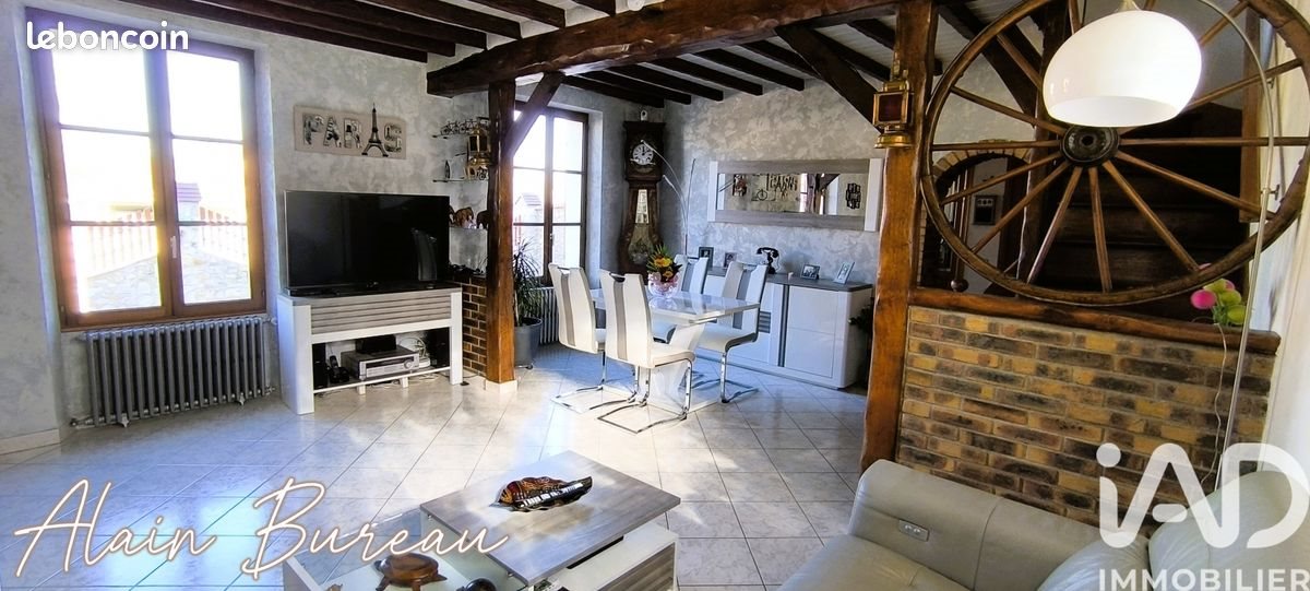 Maison à vendre, 97m², Condé-Sainte-Libiaire