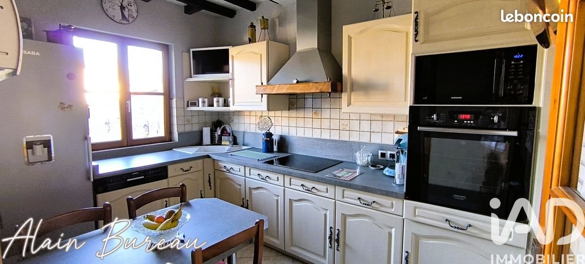 Maison à vendre, 97m², Condé-Sainte-Libiaire