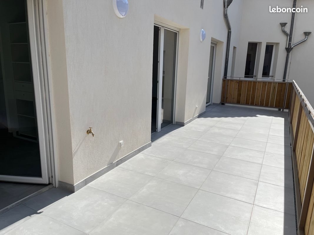 Appartement à louer, 71m², Toulon
