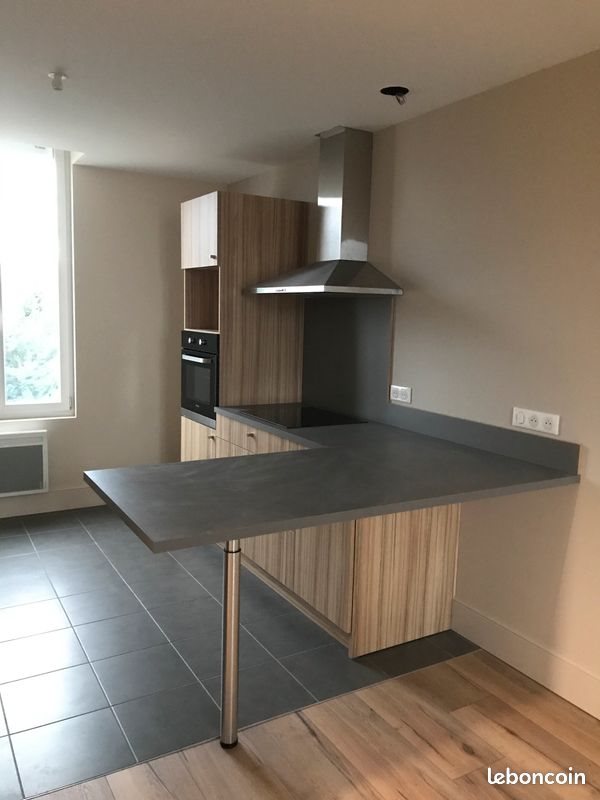 Appartement à louer, 67m², Saint-Beauzire