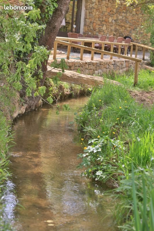 Maison à louer, 223m², Le Thoronet