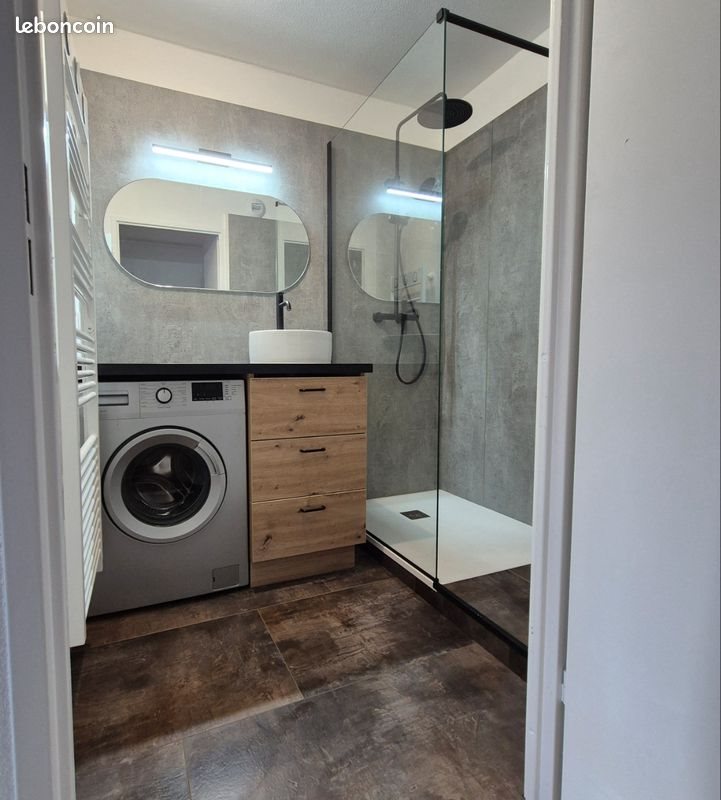 Appartement à louer, 46m², Arpajon-sur-Cère