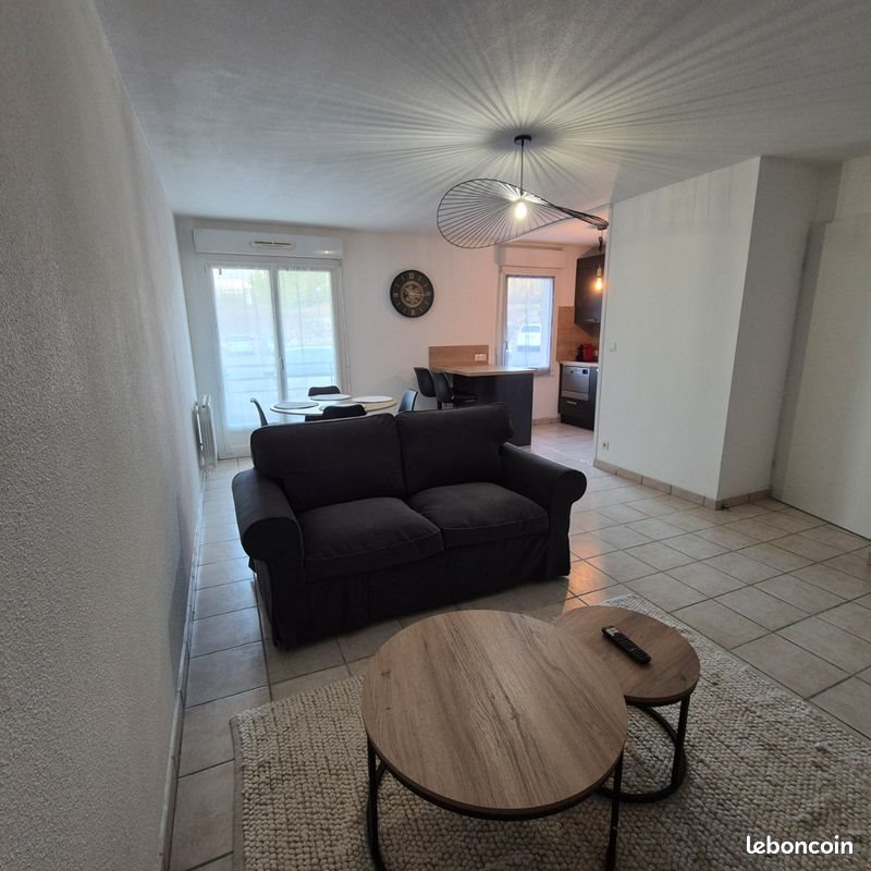 Appartement à louer, 46m², Arpajon-sur-Cère
