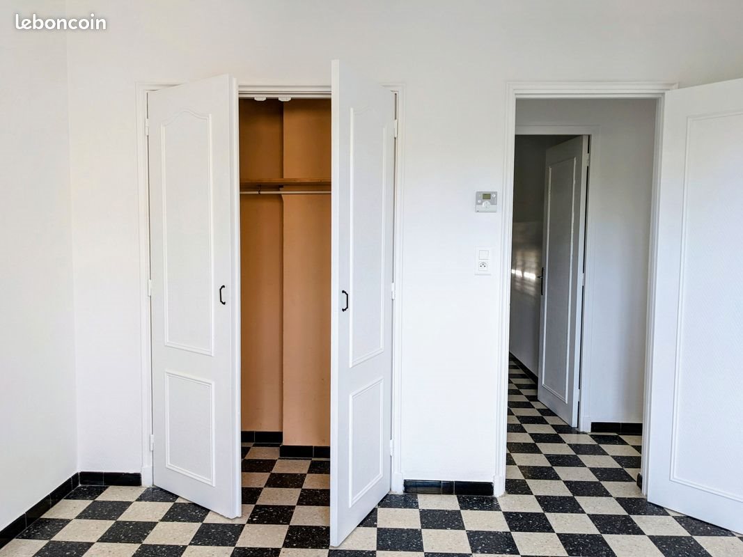 Maison à louer, 90m², Orange