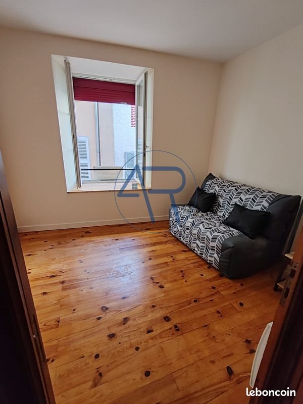Appartement à louer, 23m², Brioude