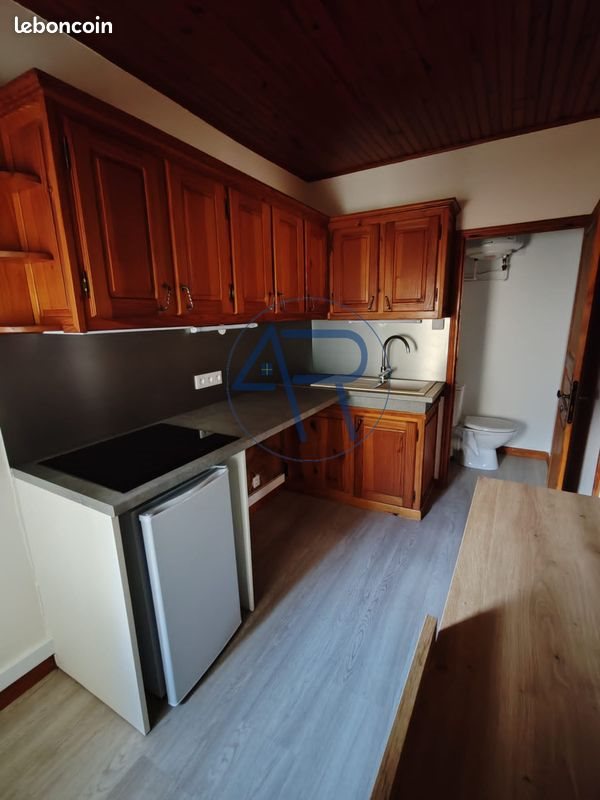 Appartement à louer, 23m², Brioude