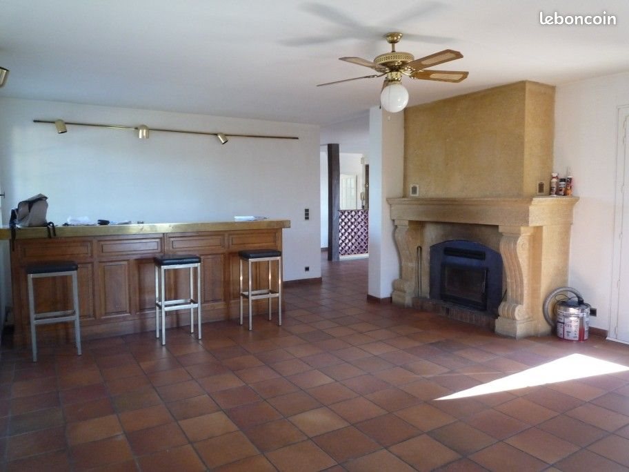 Maison à louer, 200m², Remoulins