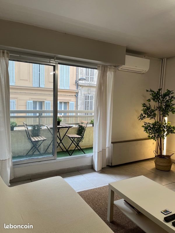 Appartement à louer, 50m², Marseille 6ème
