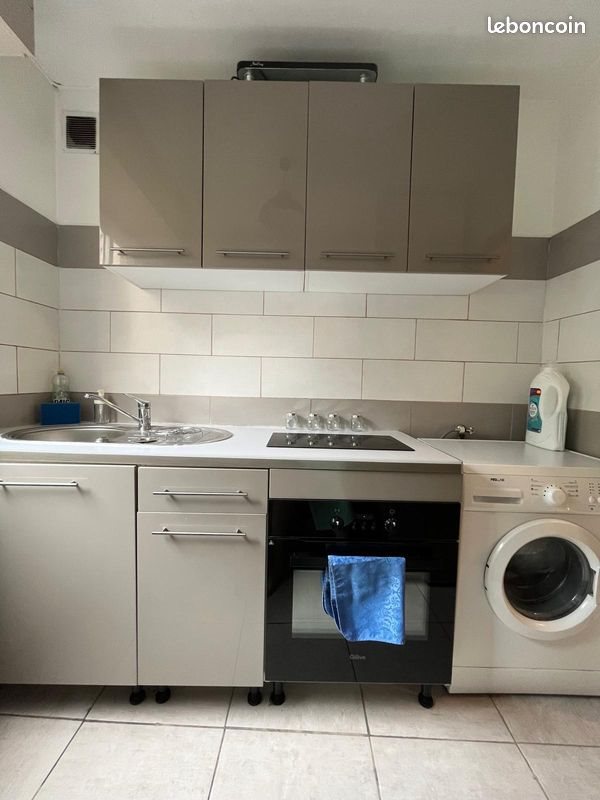 Appartement à louer, 50m², Marseille 6ème