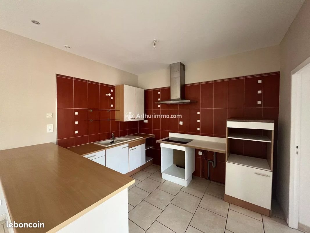 Appartement à louer, 104m², Millau