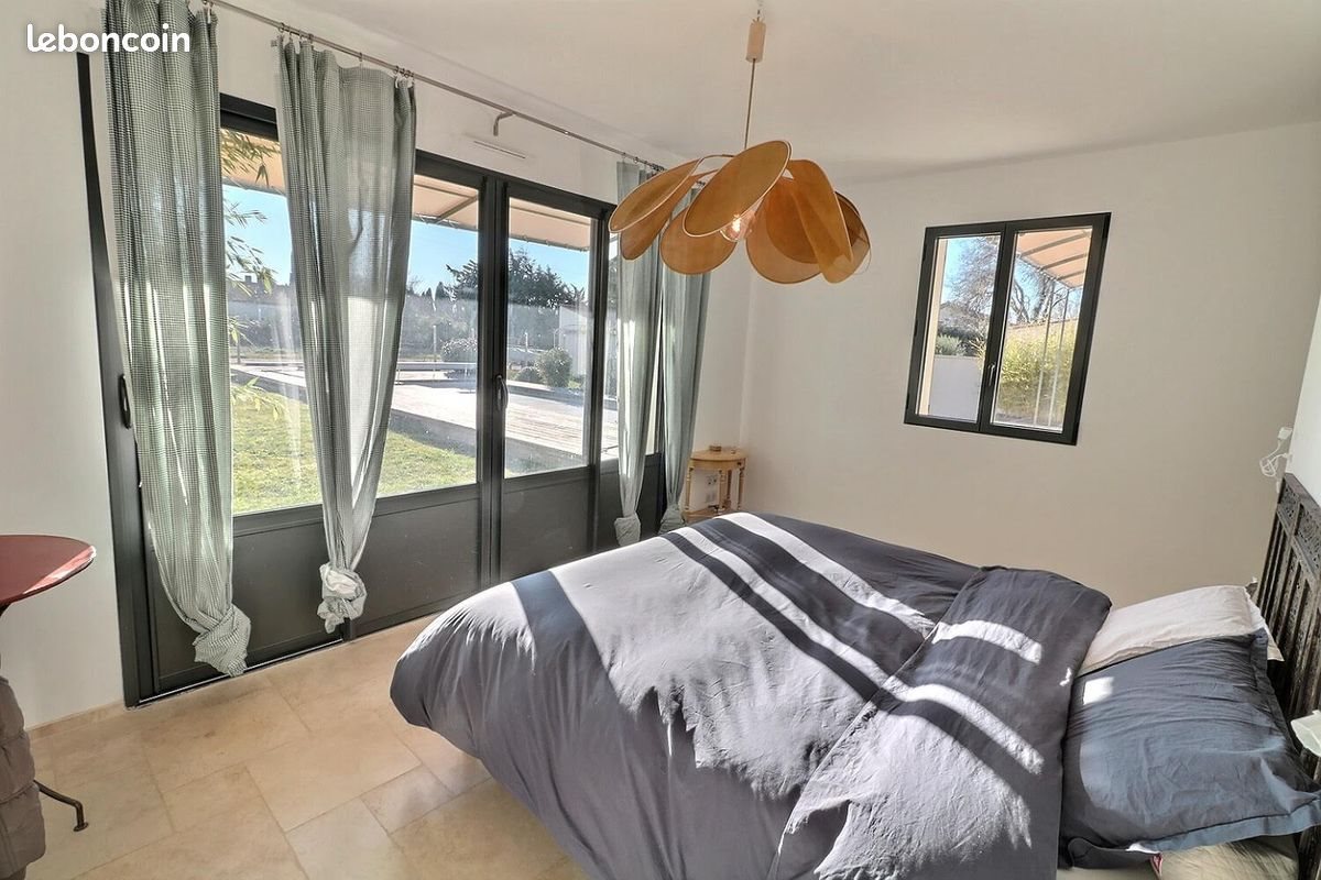 Maison à louer, 165m², Saint-Martin-de-Crau
