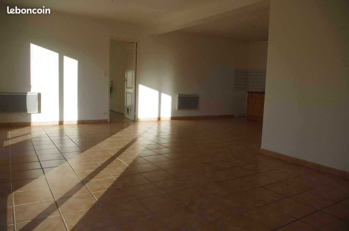 Appartement à louer, 83m², Carhaix-Plouguer