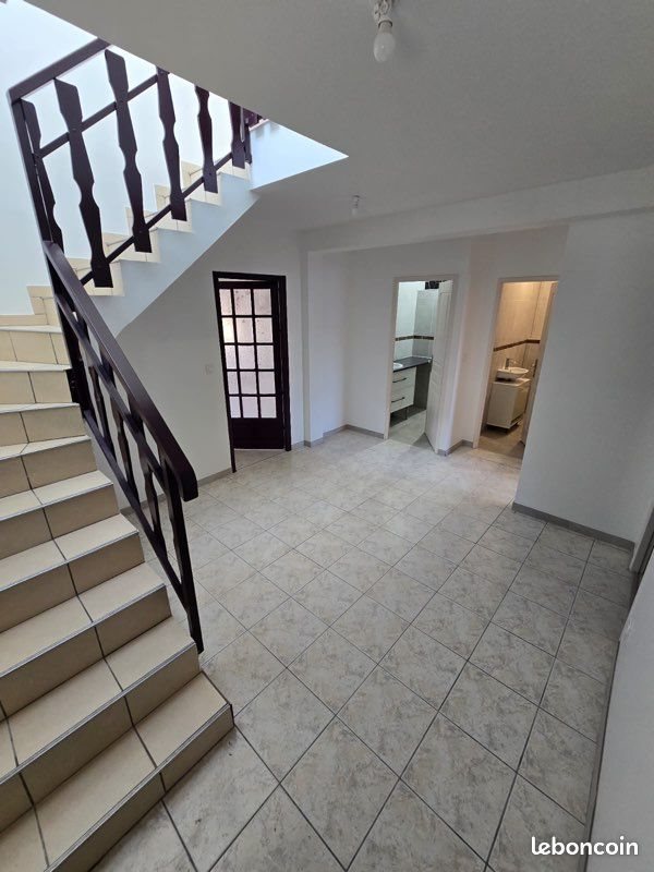 Maison à louer, 143m², Perrigny-lès-Dijon