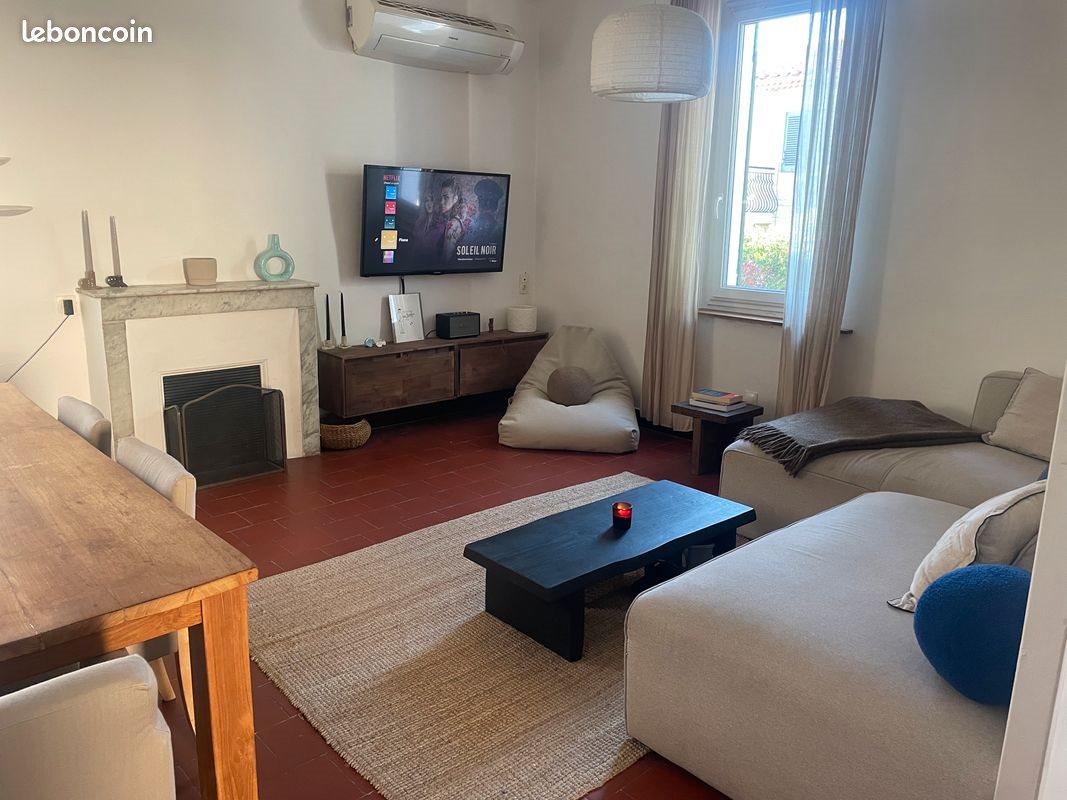 Maison à louer, 67m², Cassis