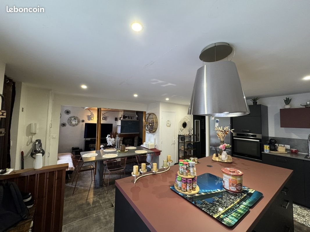 Appartement à vendre, 175m², Saint-Etienne