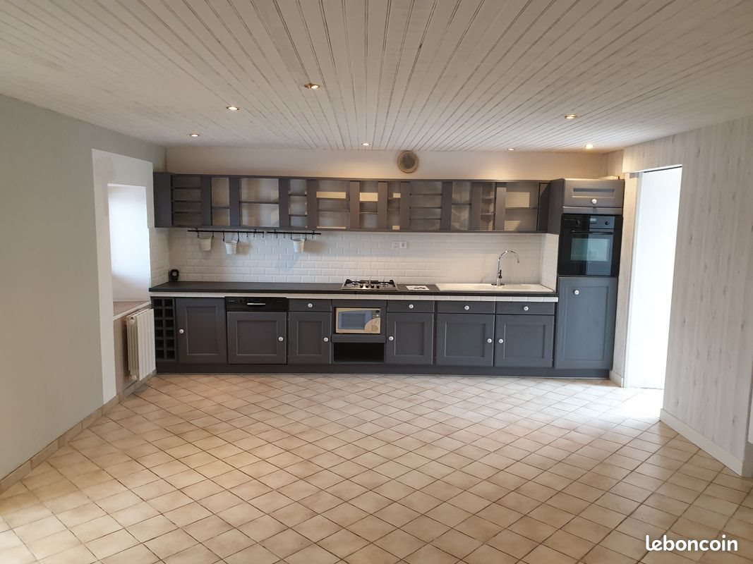 Maison à louer, 90m², Lanrivoaré