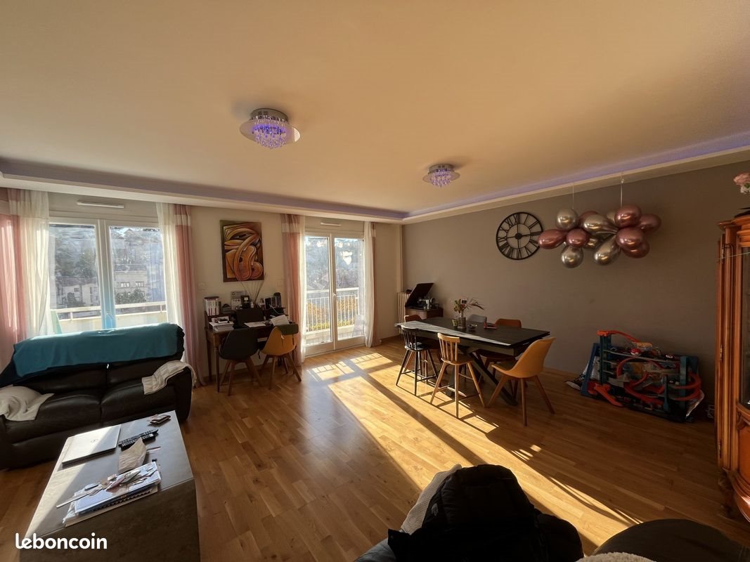 Appartement à vendre, 97m², Saint-Etienne