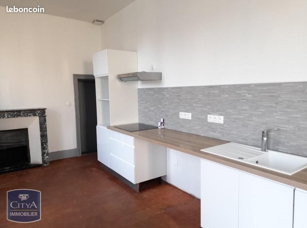 Maison à louer, 72m², Cléré-les-Pins