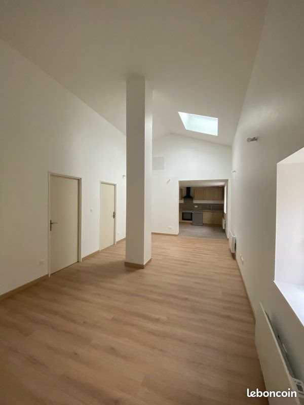 Appartement à louer, 76m², Lemainville