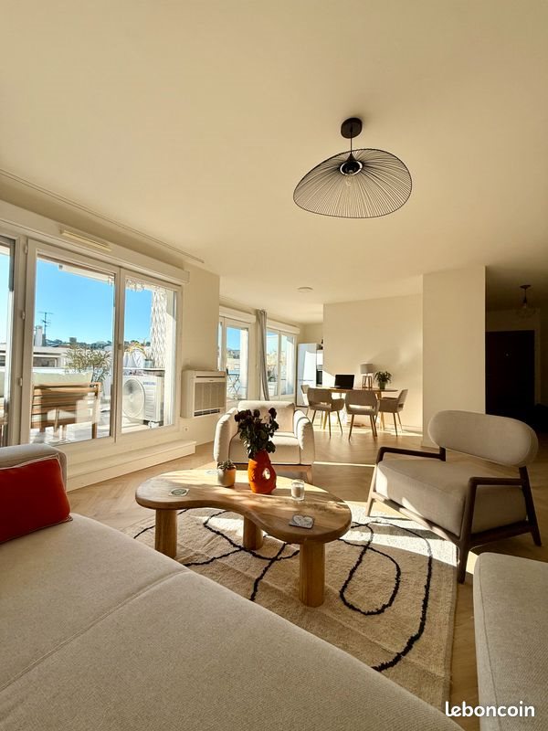 Appartement à louer, 81m², Marseille 6ème