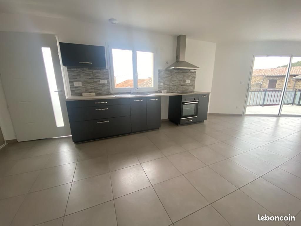 Maison à louer, 90m², Vinzieux