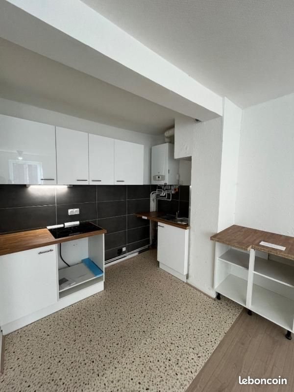 Appartement à louer, 71m², Le Chambon-Feugerolles