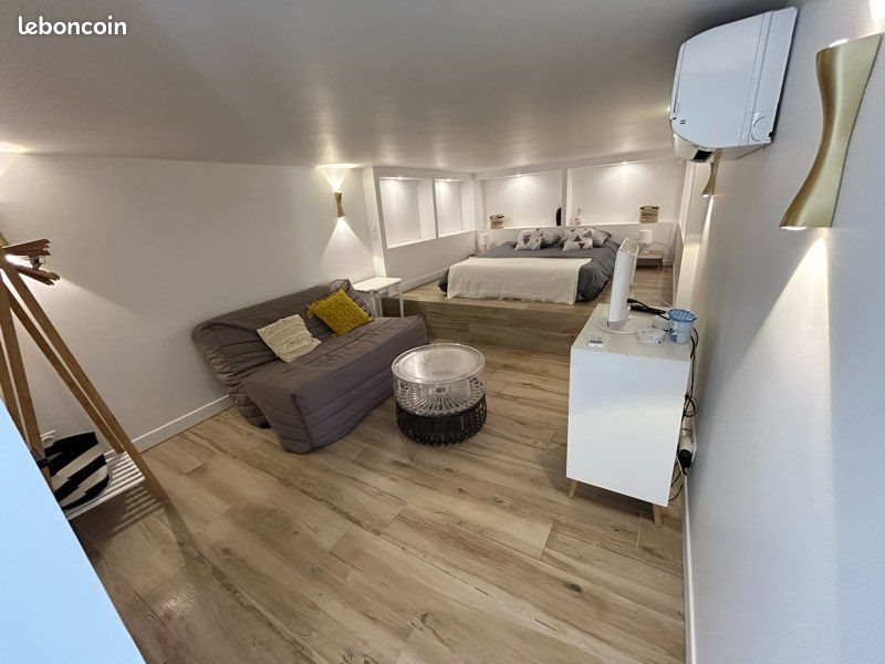 Maison à louer, 27m², Cassis