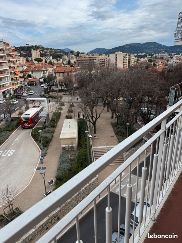 Appartement à louer, 90m², Nice