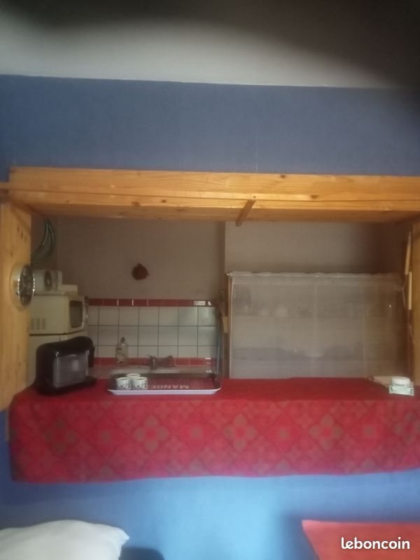 Appartement à louer, 25m², Saint-Marcel-d'Ardèche