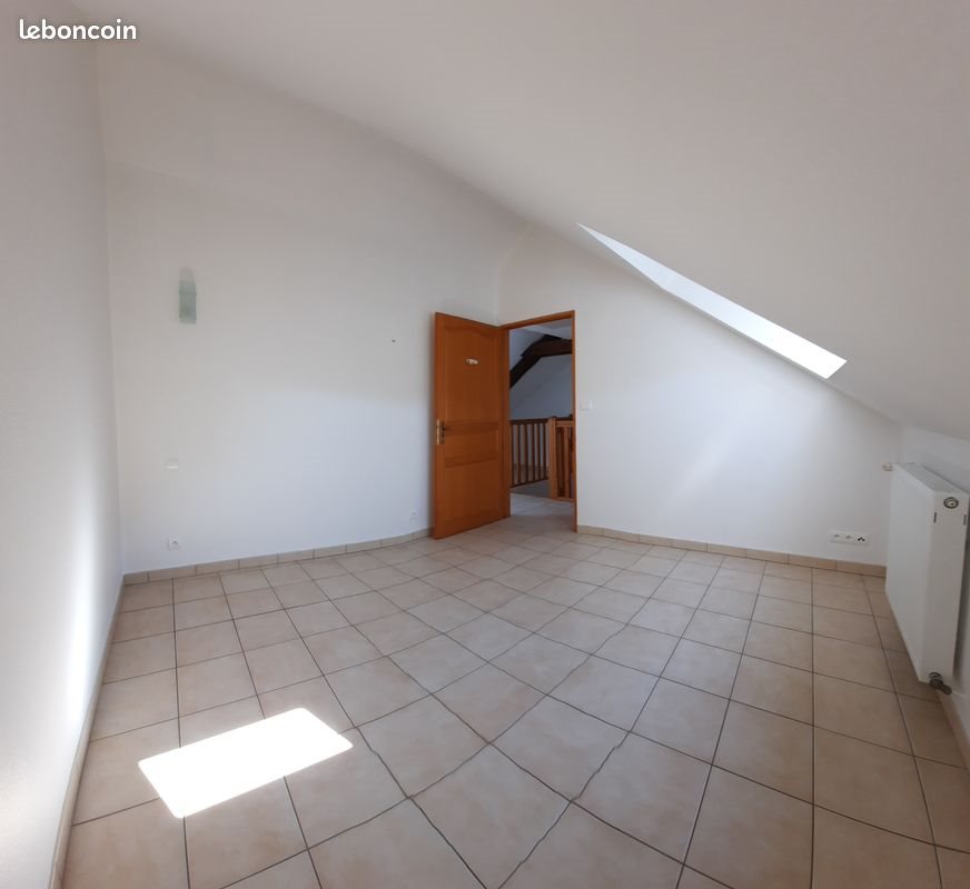 Appartement à louer, 49m², Longuyon