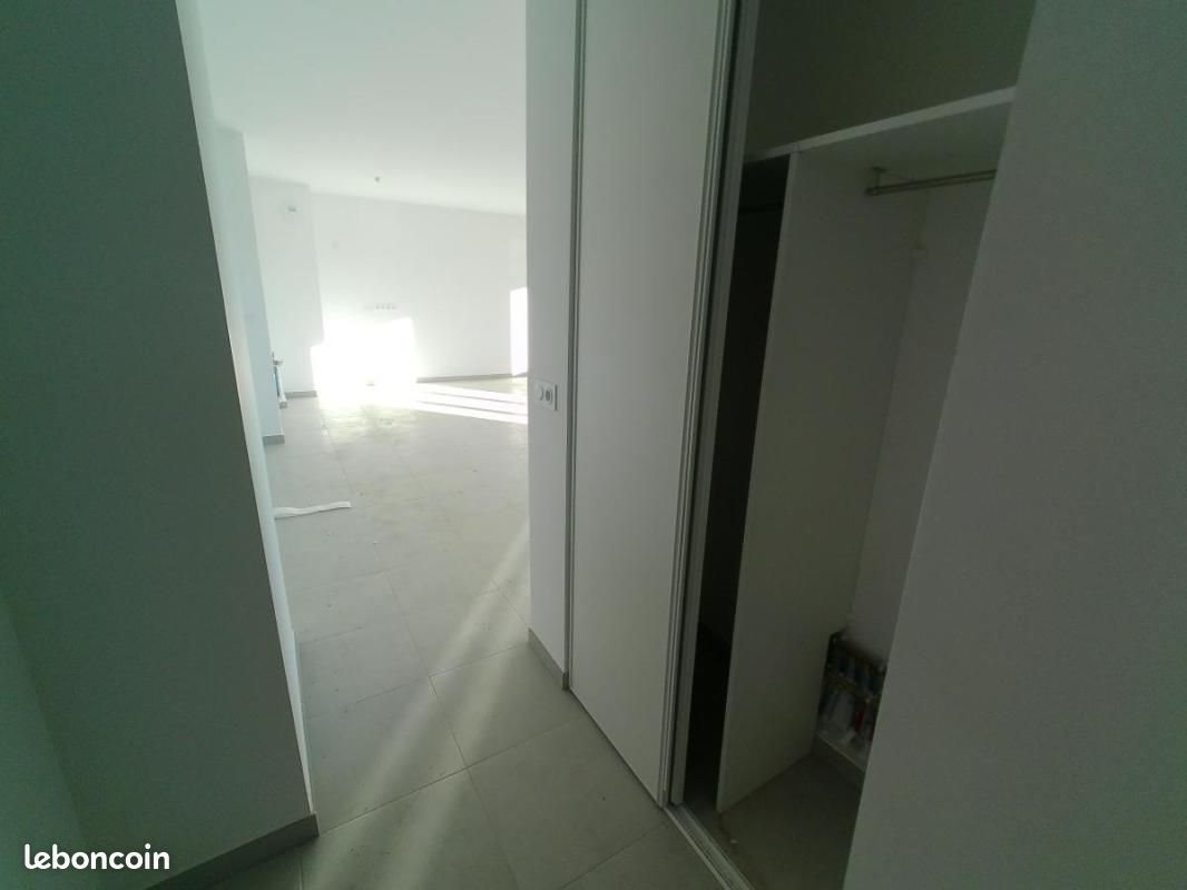 Appartement à louer, 67m², Nice