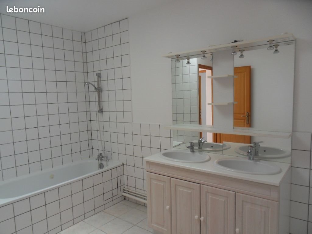 Maison à louer, 148m², Les Mazures