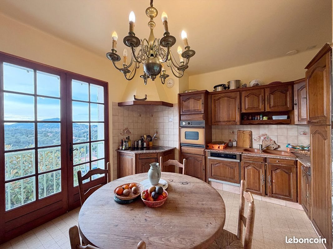 Maison à vendre, 155m², Carqueiranne