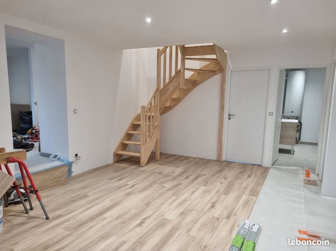 Appartement à louer, 98m², Neuville-les-Dames