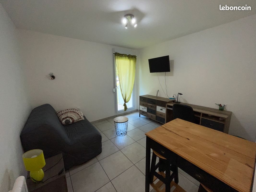 Appartement à louer, 18m², Le Creusot