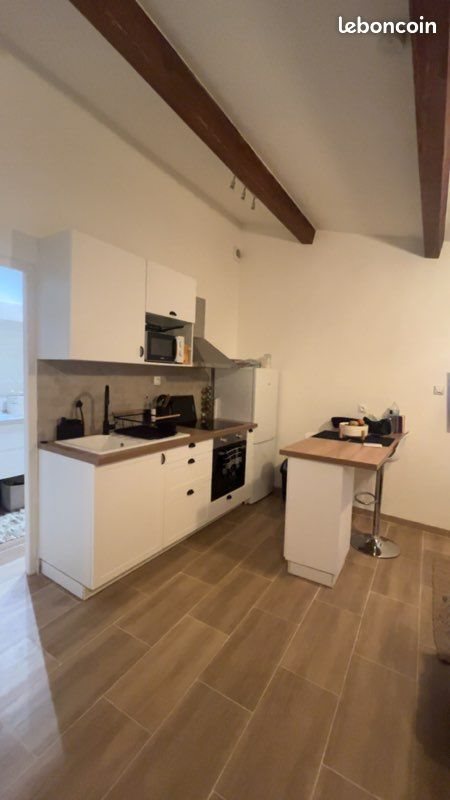 Appartement à louer, 26m², Aubagne