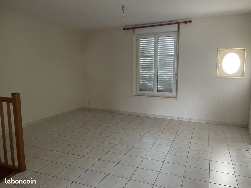 Maison à louer, 110m², Loudun