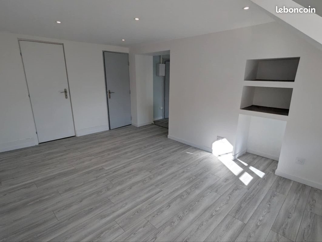Appartement à louer, 57m², Lure