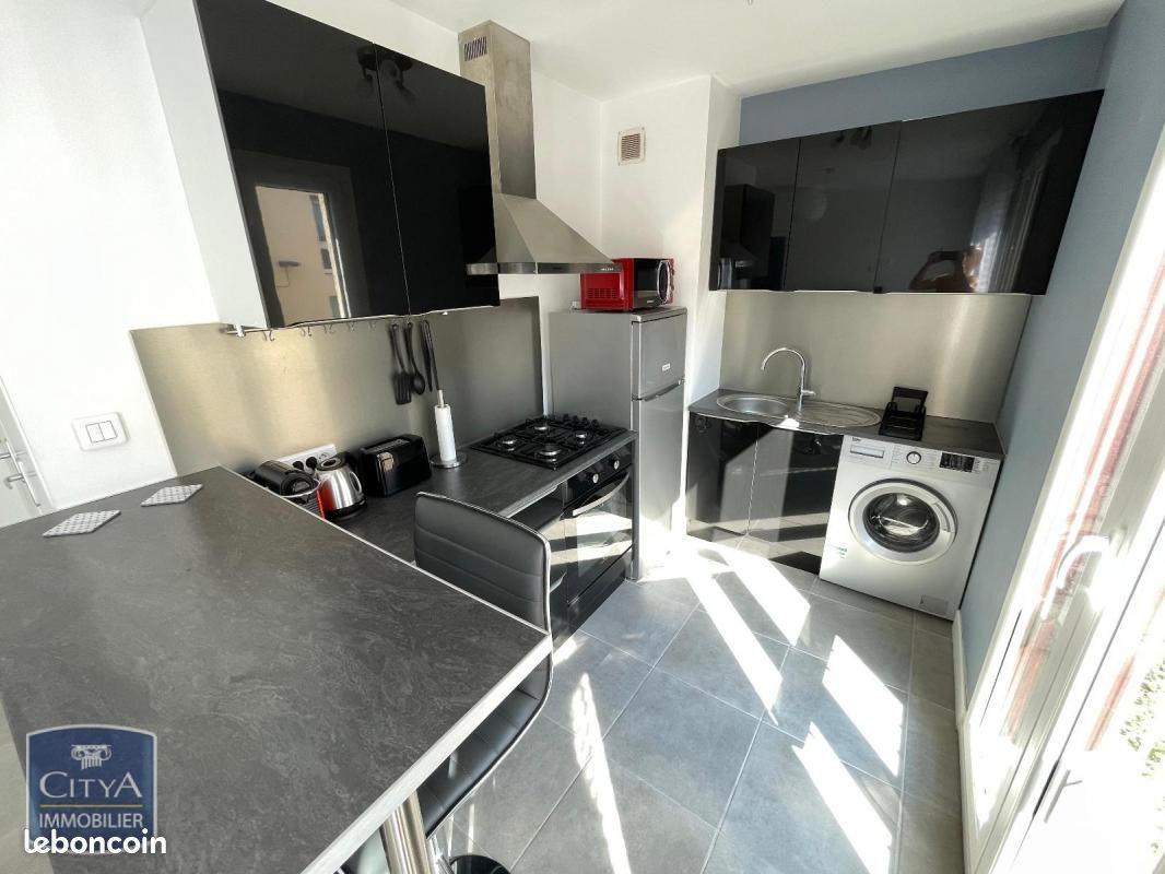 Appartement à louer, 32m², Saint-Etienne