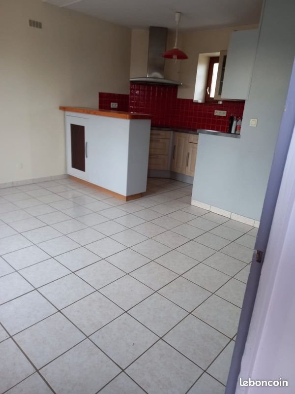 Appartement à louer, 54m², Roussillon