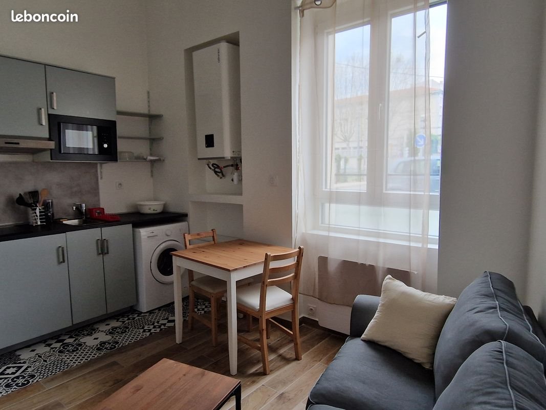 Appartement à louer, 32m², Saint-Etienne