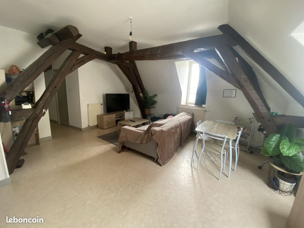 Appartement à louer, 90m², Saint-Amand-Montrond