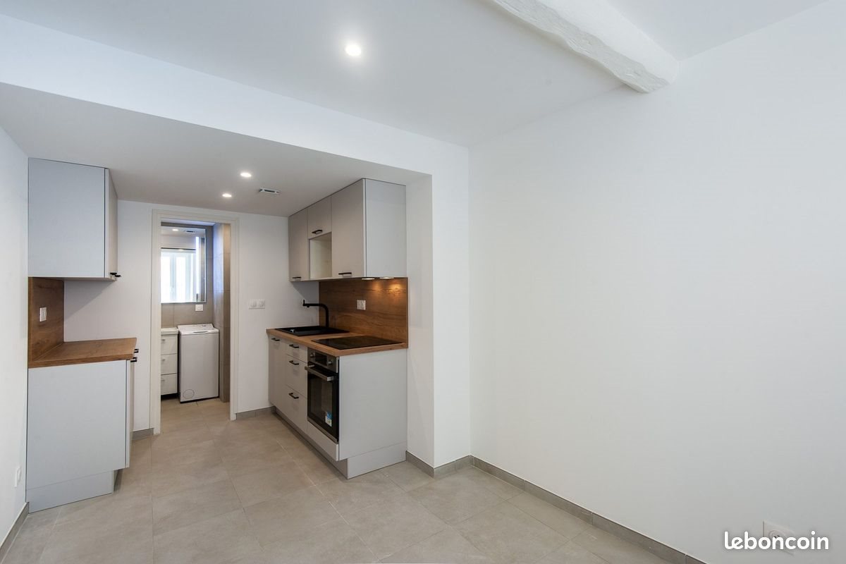 Appartement à louer, 15m², Saint-Chamas