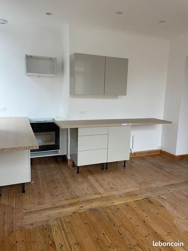 Appartement à louer, 40m², Comines