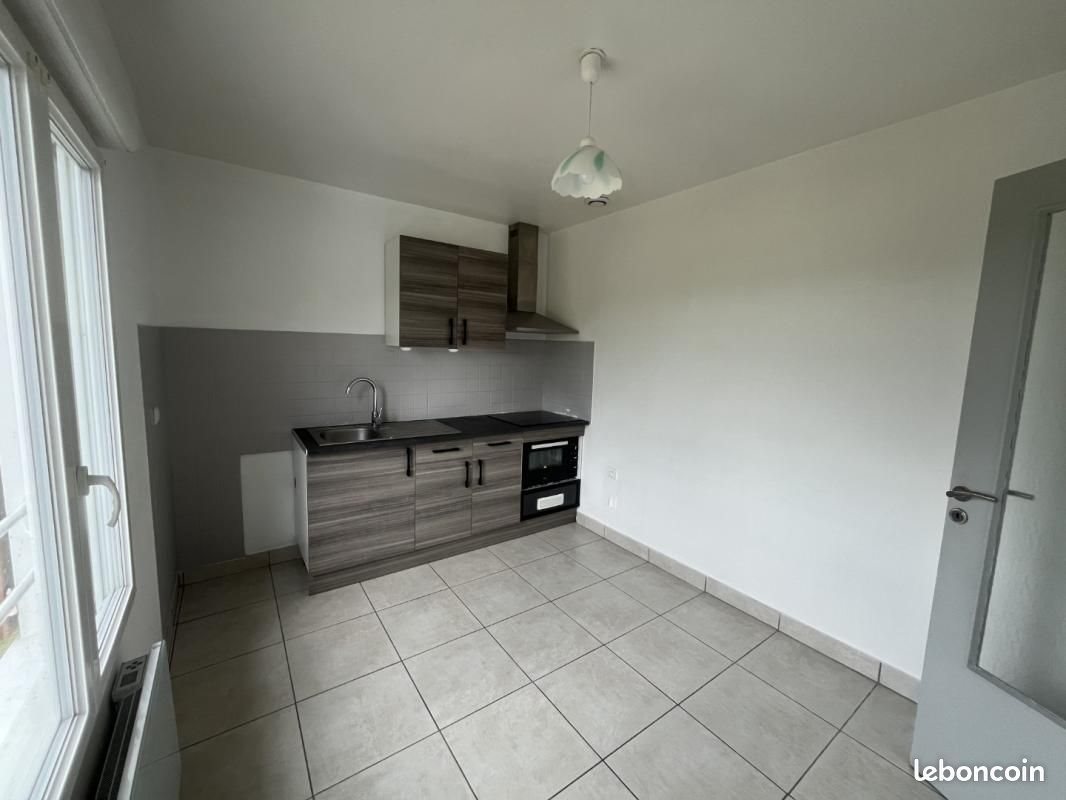 Maison à louer, 66m², Laheycourt