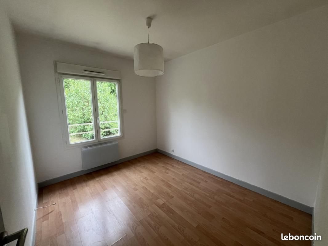 Maison à louer, 66m², Laheycourt