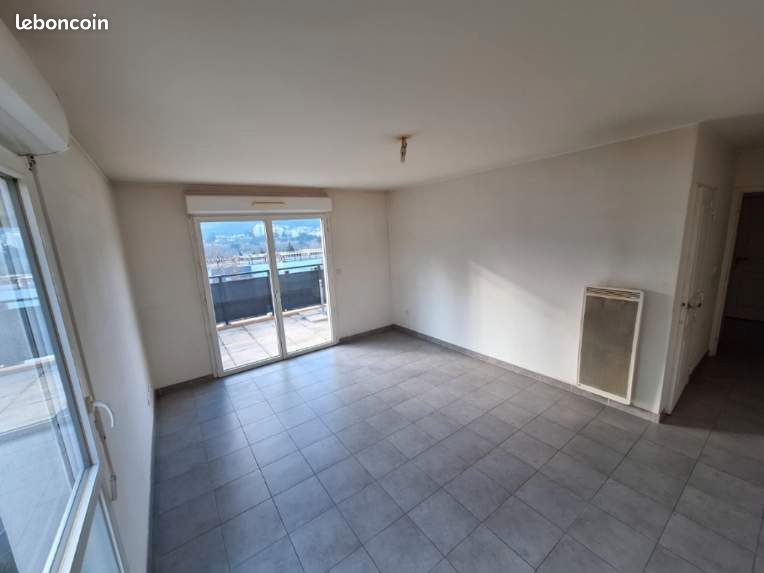Appartement à louer, 61m², Marseille 11ème