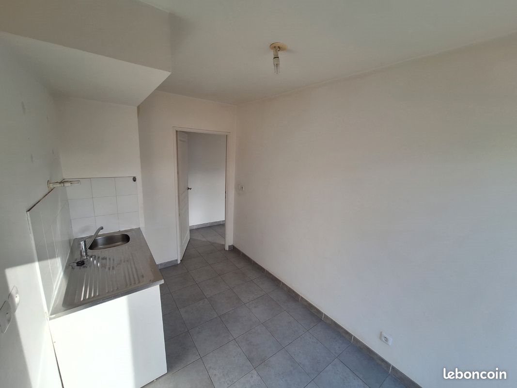 Appartement à louer, 61m², Marseille 11ème