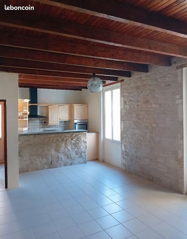 Appartement à vendre, 155m², Aigre